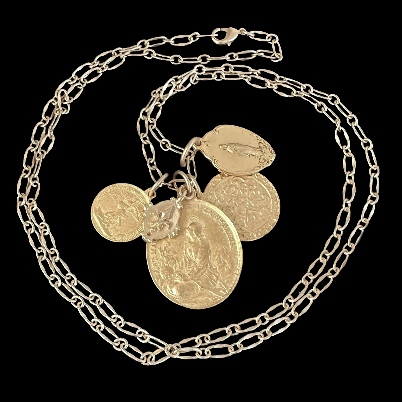 Bellatrix Mary Magdalene a la Sainte Baume Prayer Mantle - Gold