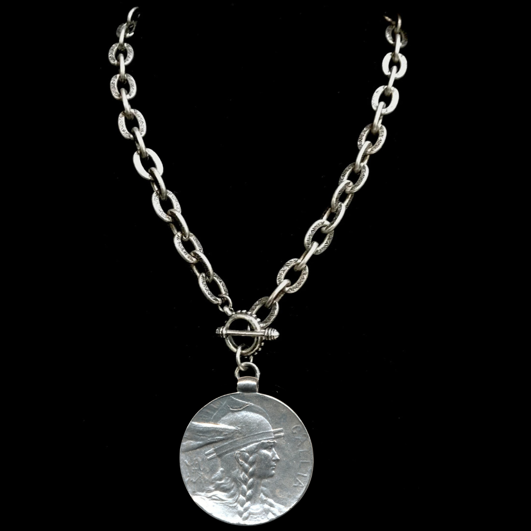 The Goddess Gallia Bravery Link Necklace - Silver