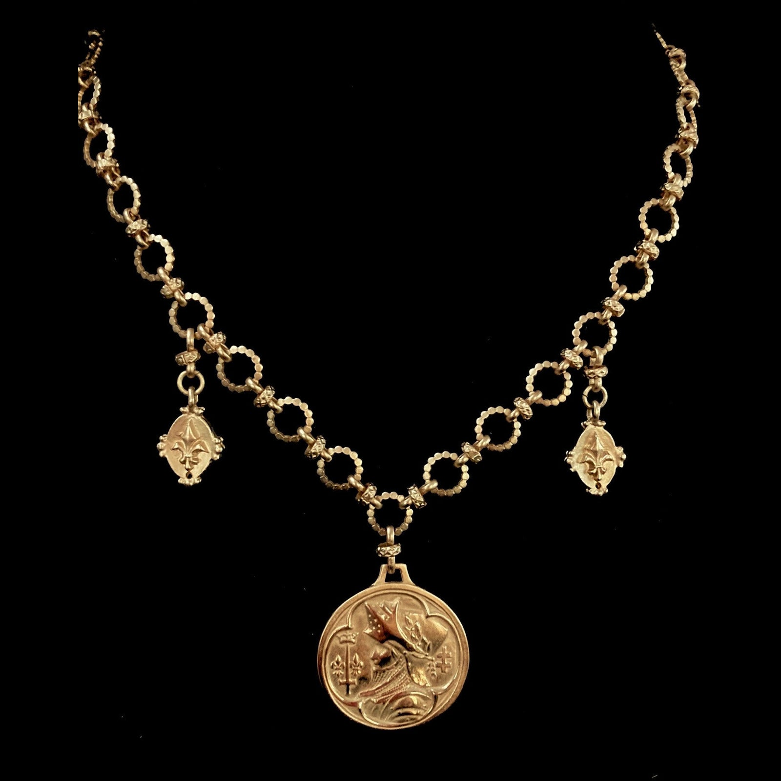 Joan of Arc Eternity Link Necklace with Fleur de Lis - Gold