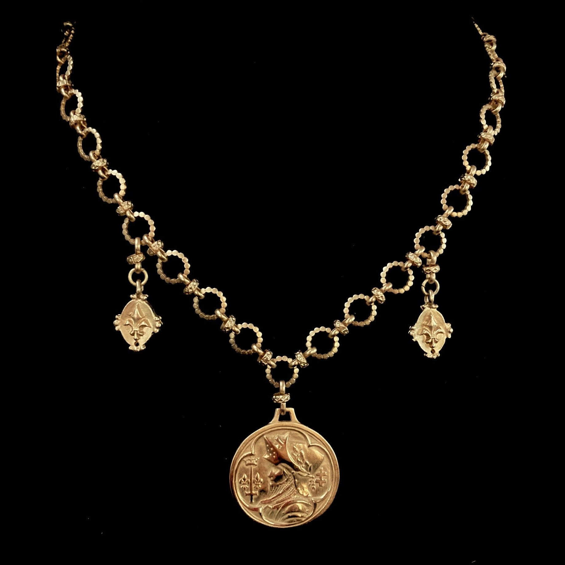 Joan of Arc Eternity Link Necklace with Fleur de Lis - Gold