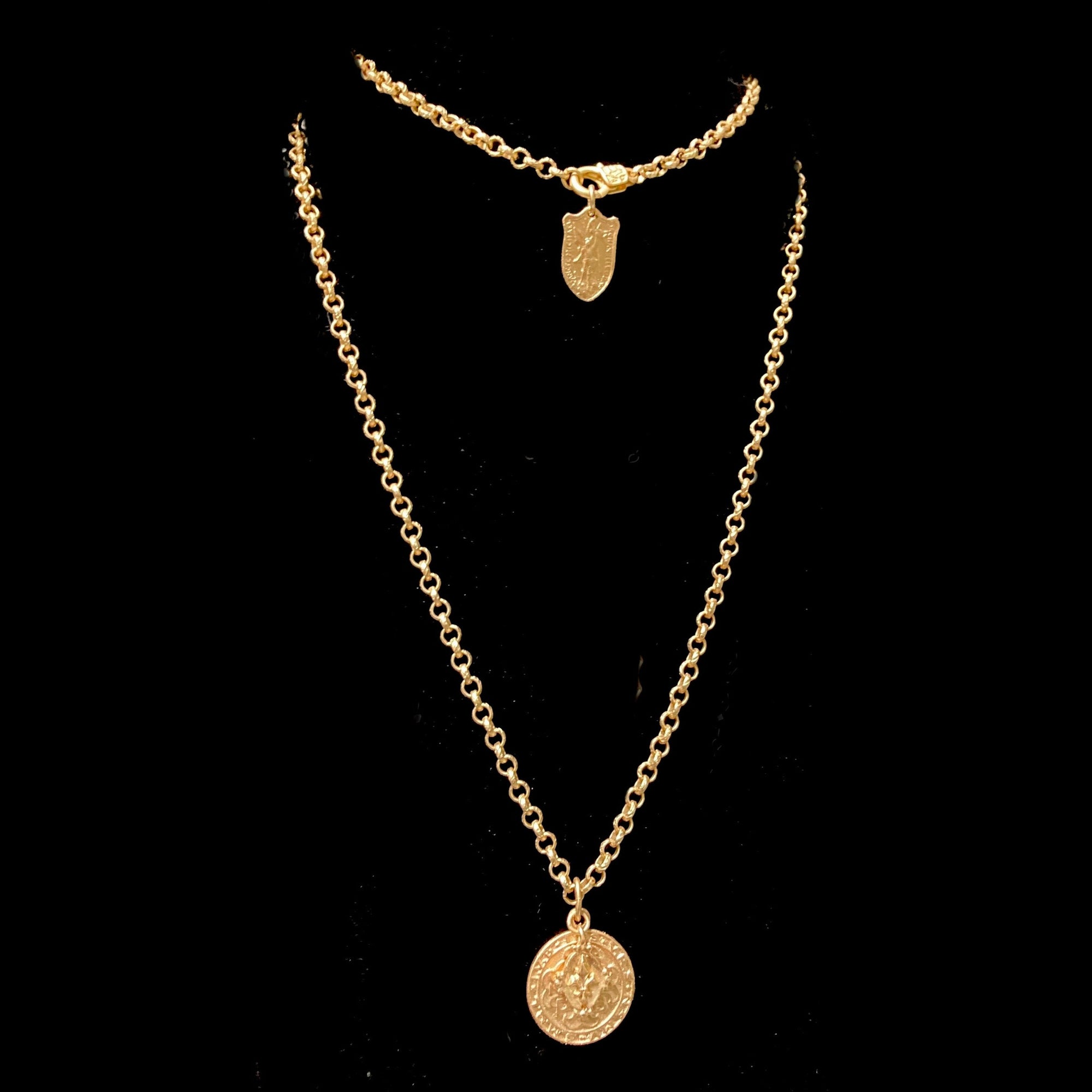San Benito with Tiny Fleur de Lis on Etched Cable Chain Necklace - Gold