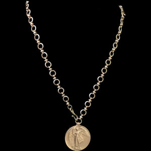 Victoria Eternity Link Chain Necklace - Gold