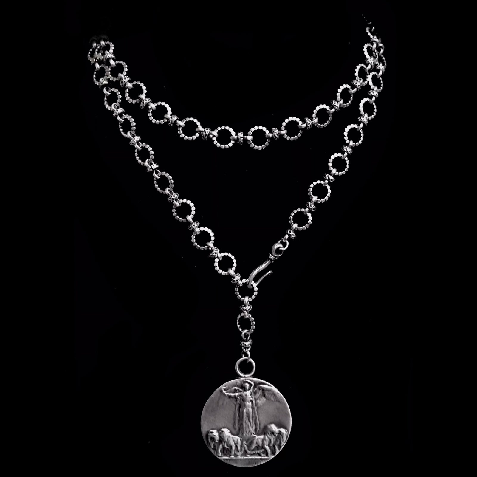 Peace Angel Victoria & Lions Eternity Link Chain Necklace -  Silver